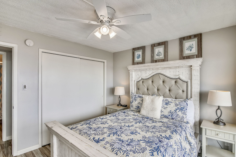 Bedroom 3, By the Sea Resort 210 - The Blue Octopus, Galveston