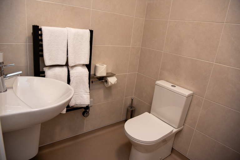 Bathroom 3, Donegal House