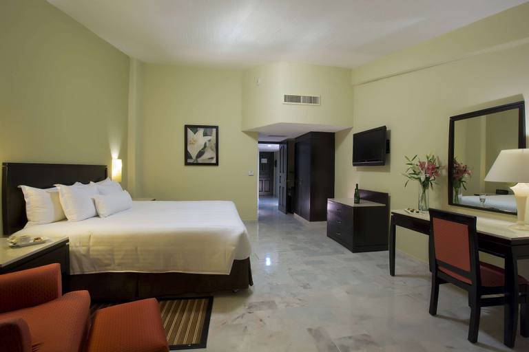 Bedroom 3, Barceló Puerto Vallarta - All Inclusive, Puerto Vallarta