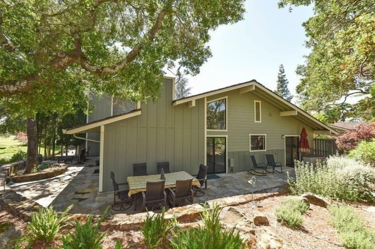 Exterior 5, 824 Oak Creek At Silverado 3 Bedroom Condo by RedAwning, Napa