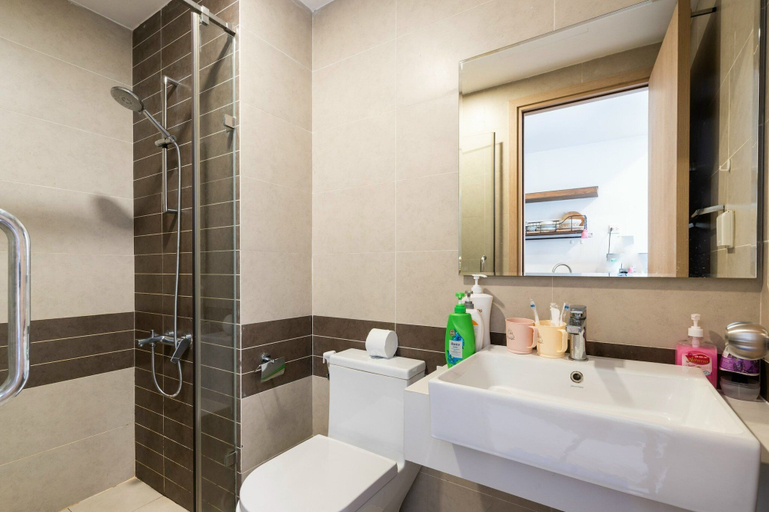 Bathroom 5, Cen Oasis Apart - CenRiver Side, District 4