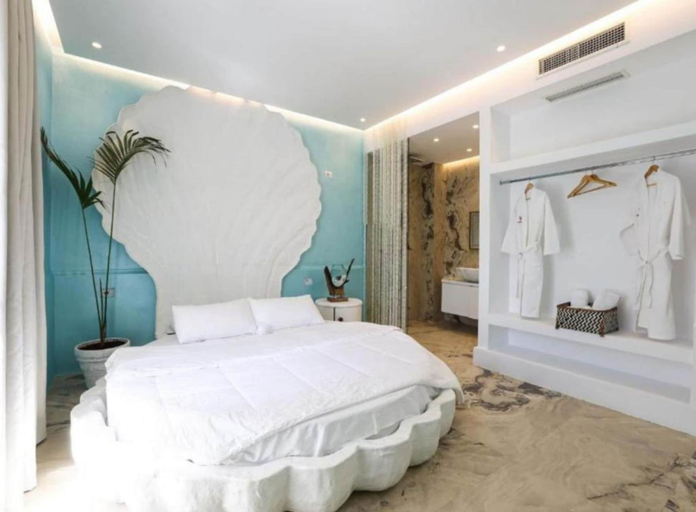 Bedroom 2, Foga Hebrus, Sarandës