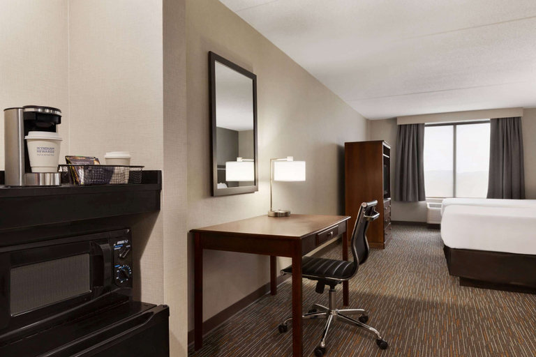 Bedroom 3, Wingate by Wyndham Bridgeport/Clarksburg, Harrison
