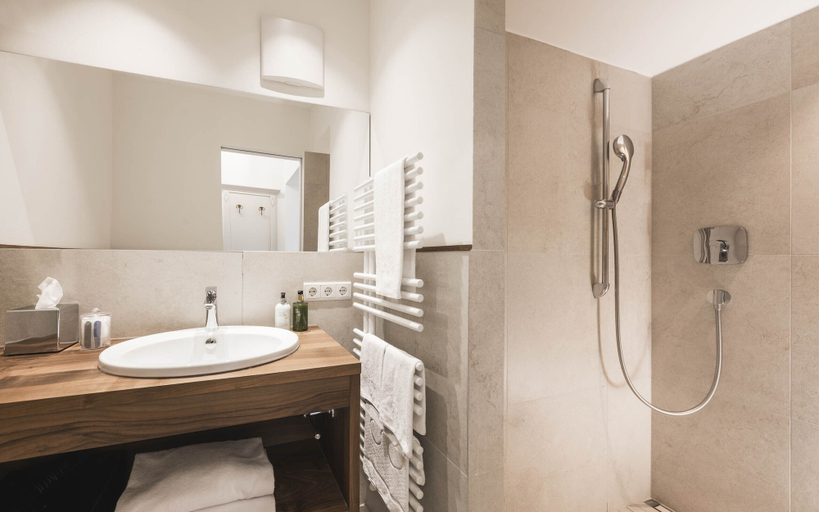 Bathroom 5, Hotel Villa Kastelruth, Bolzano