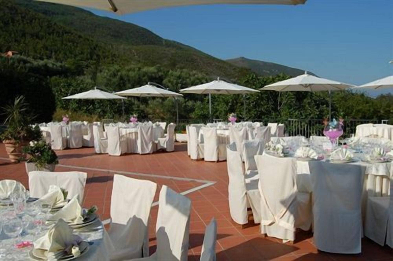Food & Drinks 5, Residence La Vignetta, Savona