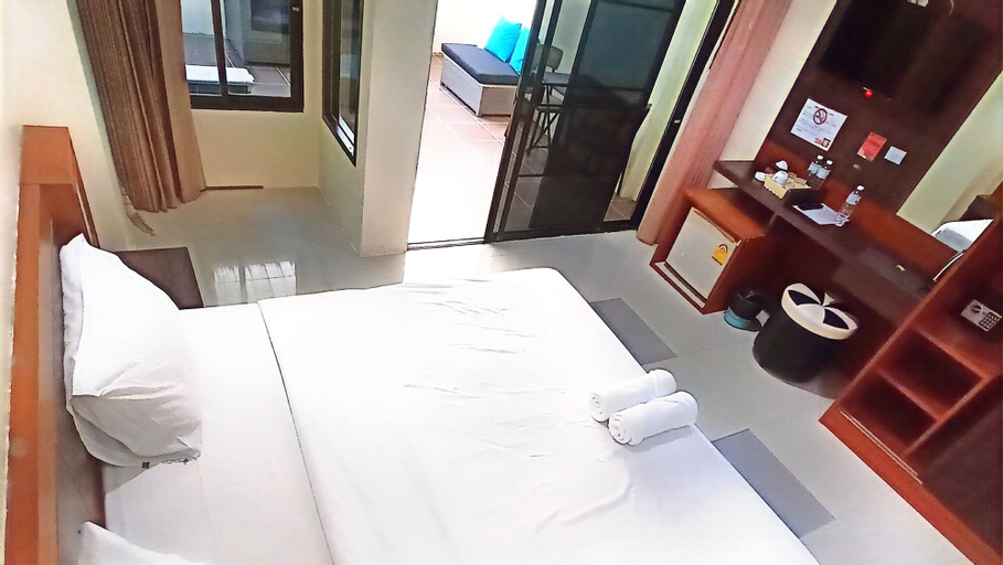 Bedroom 12