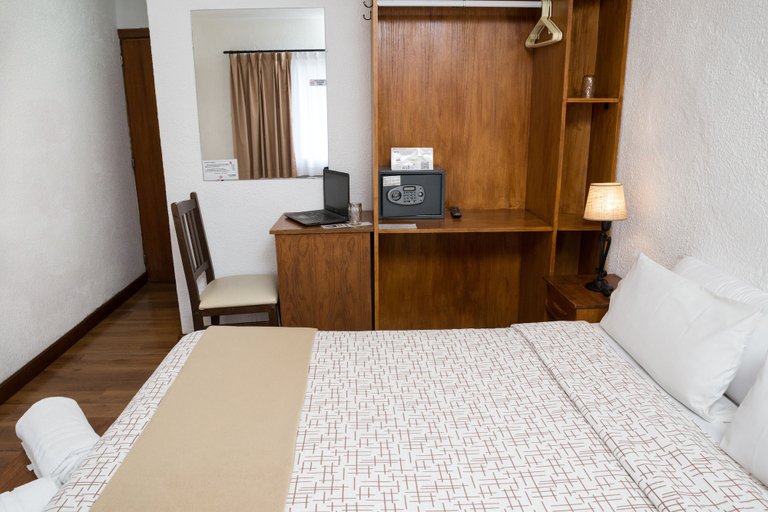 Bedroom 3, NBH | Premier Hotel Bariloche, Bariloche