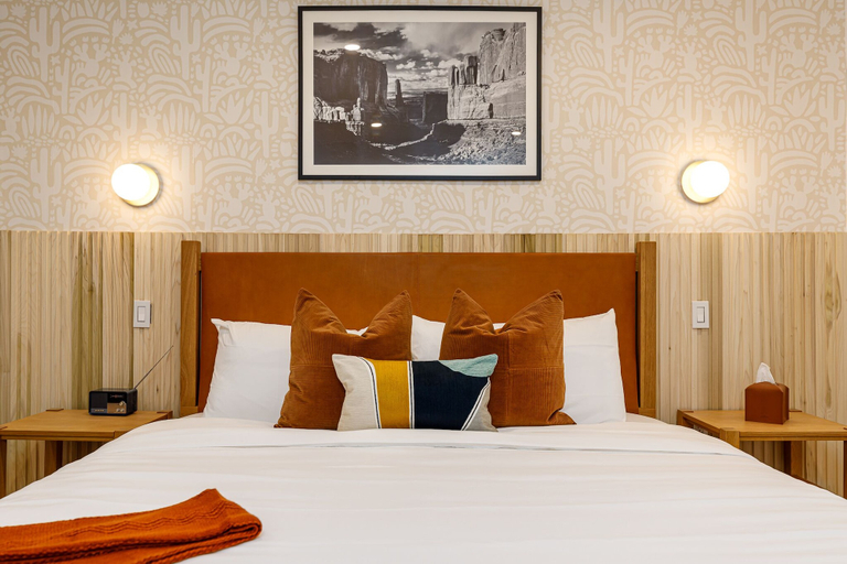 Bedroom 2, Quail Park Lodge, Kane