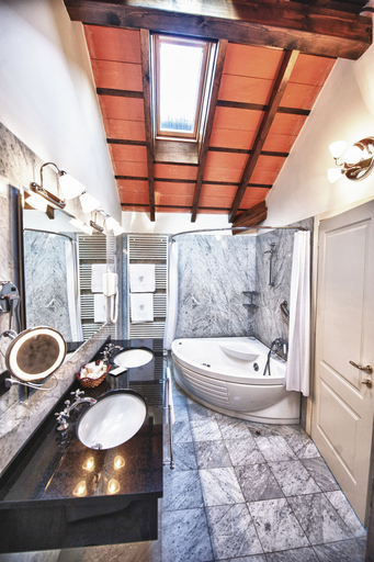 Bathroom 3, Relais Casali della Cisterna, Verbano-Cusio-Ossola