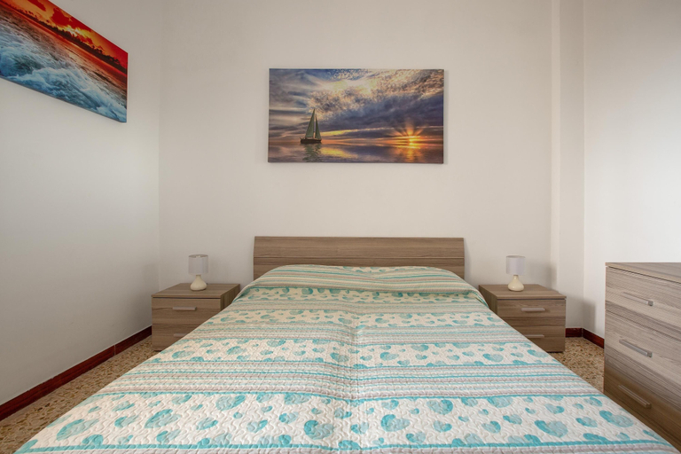Room 4, 3730 Appartamento Valencia by Barbarhouse, Lecce