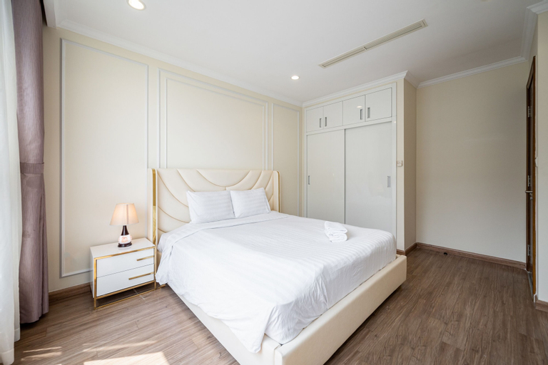 Bedroom 13