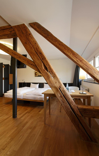 Bedroom 4, OX Hotel Café Bar Restaurant, Breisgau-Hochschwarzwald