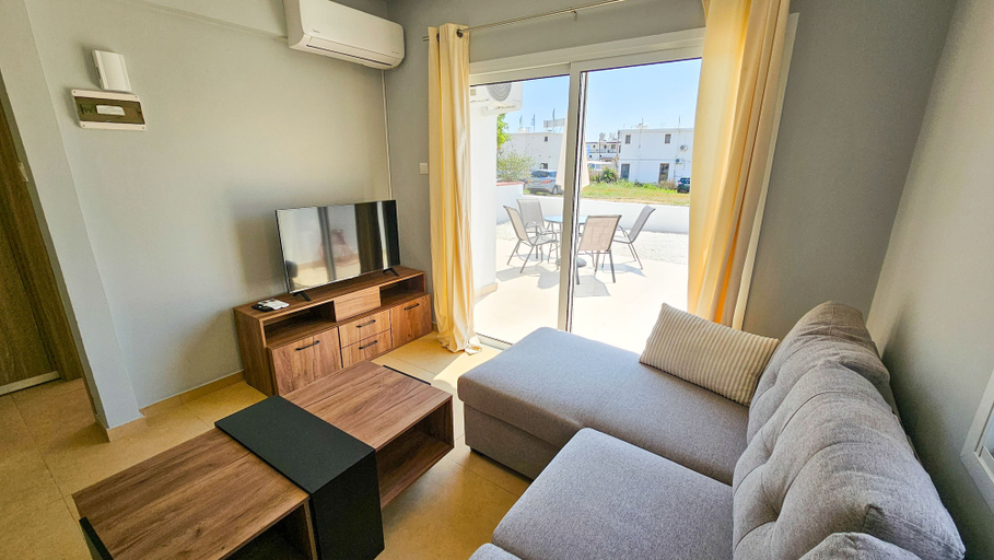 Others 5, Beach Love Apartment, Larnaca