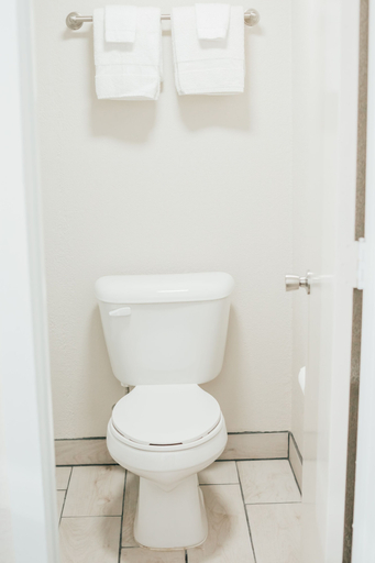 Bathroom 3, Victorian Inn & Suites, Nacogdoches