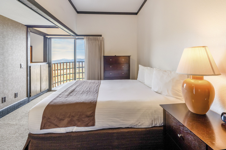 Bedroom 15