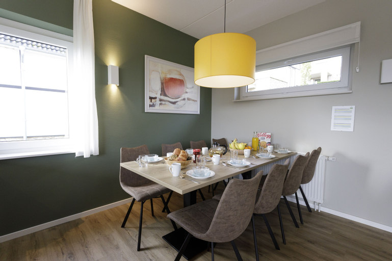 Dining Room 4