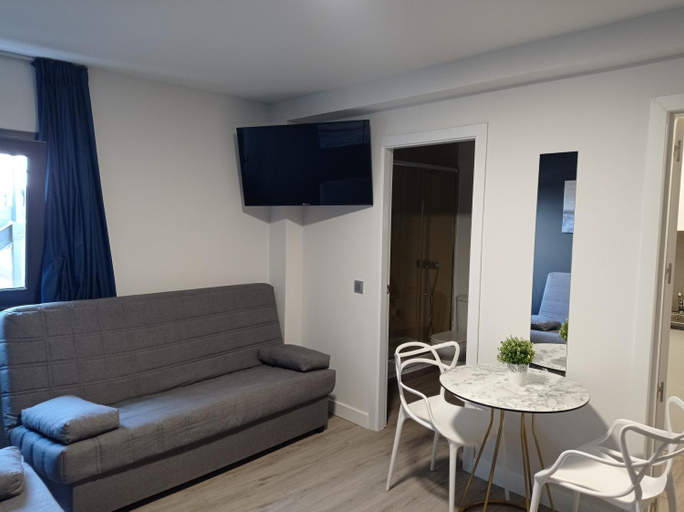 Others 5, Apartamentos Hi Apartaments Santander 3000, Cantabria
