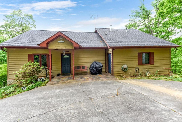 Exterior & Views, Enchanted Primrose, Sevier