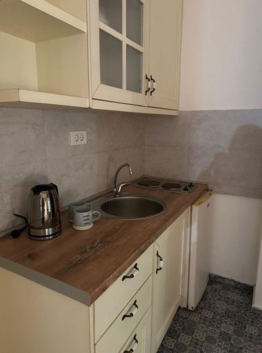 Others 5, Themis Apart Hotel