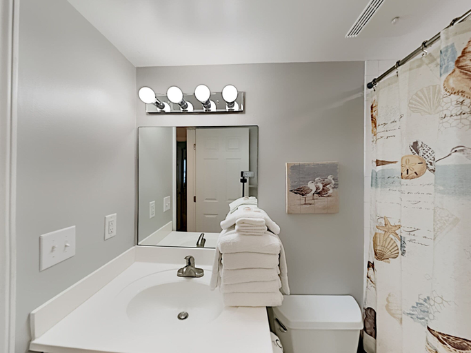 Bathroom 4, Emerald Surf #108 by Southern Vacation Rentals, Escambia