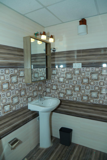 Bathroom 4, Utsavam Hotel Apartments, Thrissur