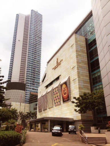 Exterior 11