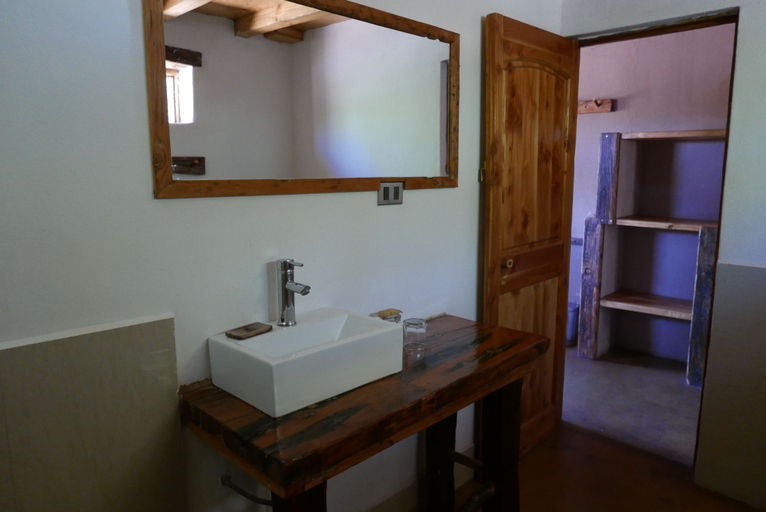 Bathroom 5, Planeta Atacama Lodge, El Loa