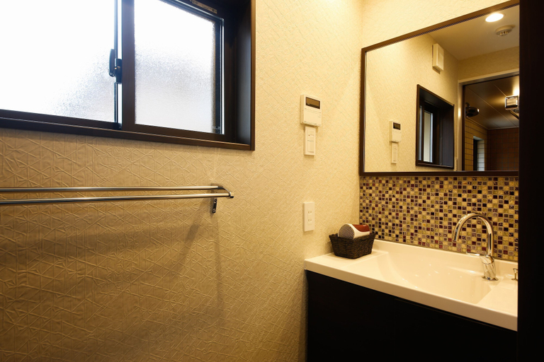 Bathroom 4, Kyomachiya Bettei Hanatei, Kyoto