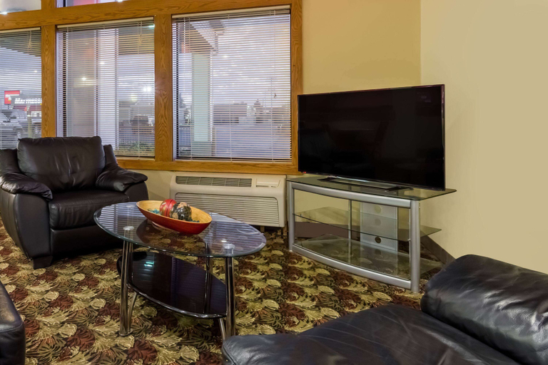 Others 4, Super 8 by Wyndham Appleton, Outagamie