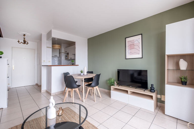 Others 4, Appartement Exquis à La Défense, Hauts-de-Seine