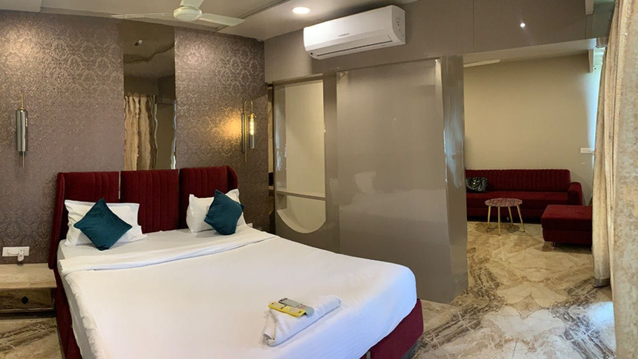 Bedroom 4, Hotel Grand Nidhivan, Nagpur