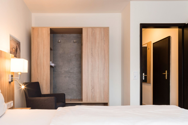 Bedroom 10
