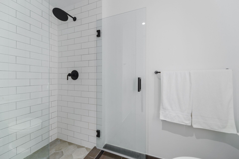 Bathroom 3, Bayside Luxury Studio Near Bayfront Park, Miami-Dade
