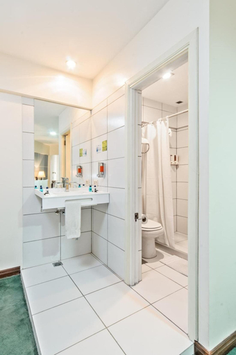 Bathroom 5, Hotel LP Columbus, Pedro Domingo Murillo