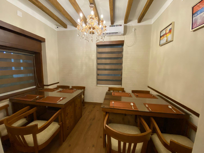 Food & Drinks 5, Utsavam Hotel Apartments, Thrissur