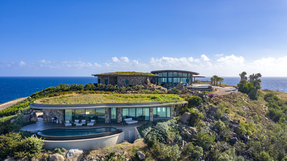 Exterior & Views 2, Oil Nut Bay