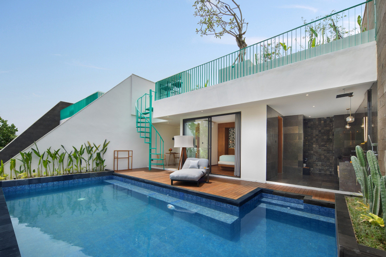 Swimming Pool 3