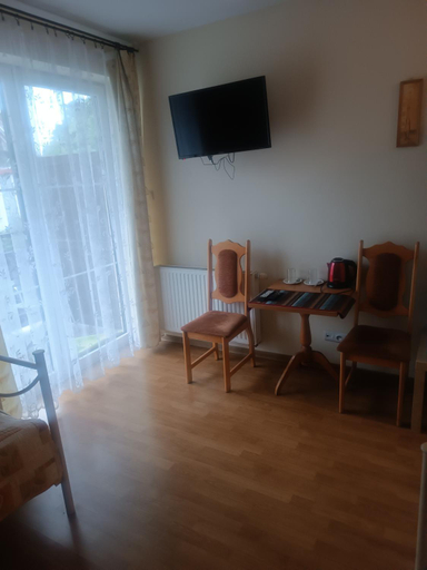 Others 4, Villa Aura, Toruń