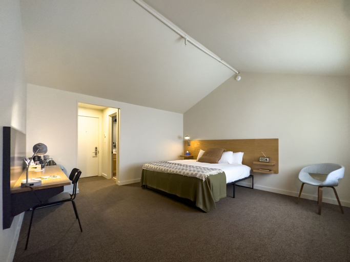 Bedroom 13