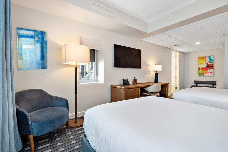 Bedroom 3, The Knight Center at Washington University, Saint Louis