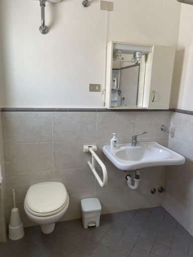 Bathroom, Hotel Lupo di mare, Livorno