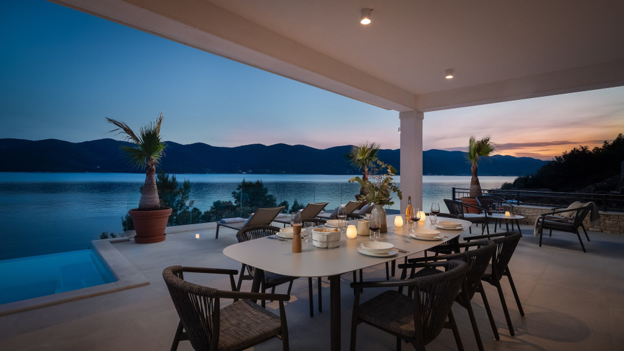 Food & Drinks 5, Luxury Holiday Villa Maris, Orebić