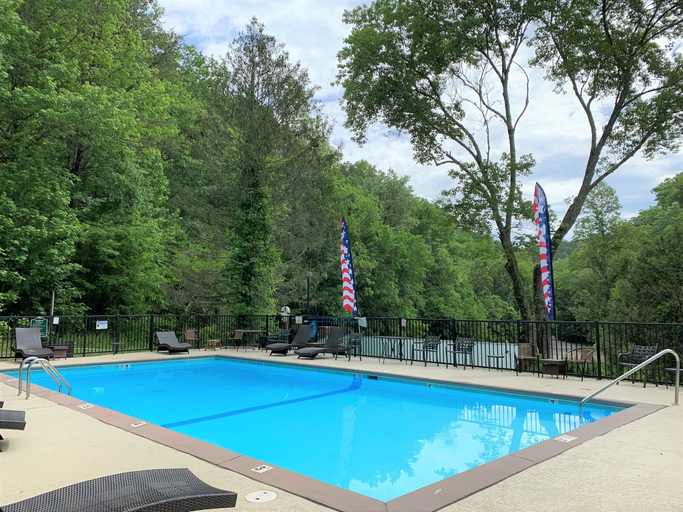 Sport & Beauty 4, Creeksong Hollow, Sevier