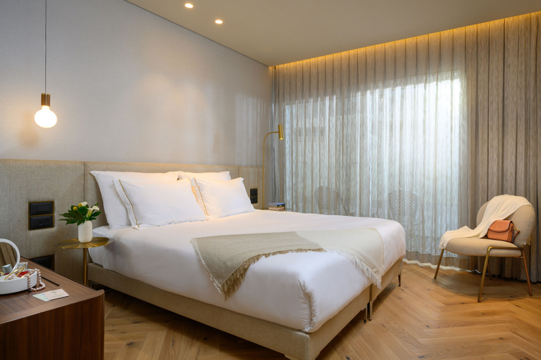Bedroom 3, Jewel Beachfront Boutique Hotel