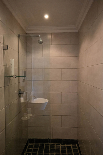 Bathroom 4, Simon's Town Guest House, City of Cape Town