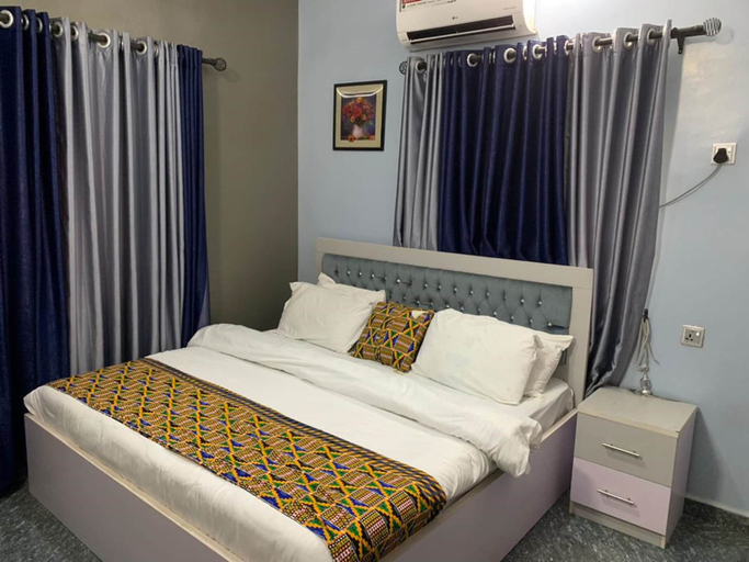 Bedroom 2, Garden View Holiday Cottage, Ebonyi