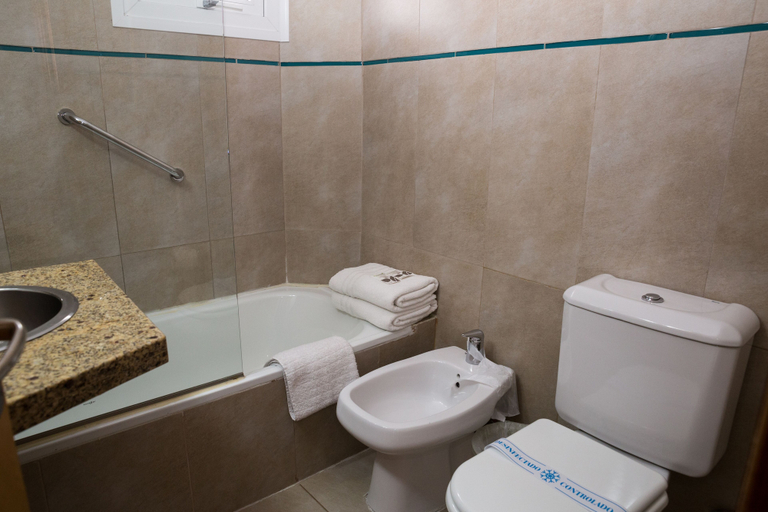 Bathroom 4, NBH | Premier Hotel Bariloche, Bariloche