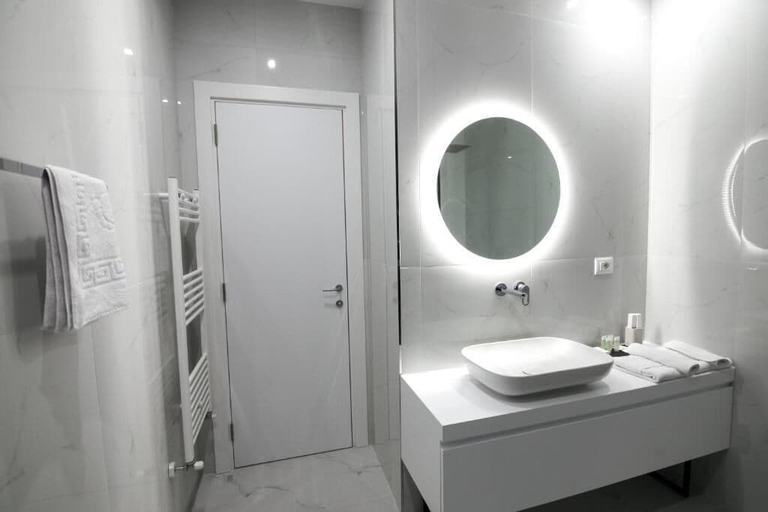 Bathroom 4, N HOTEL BY NOSHI, Tiranës