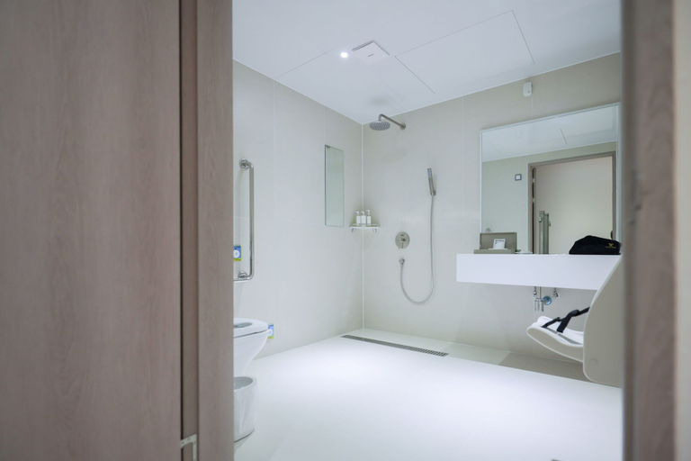 Bathroom 3, FromH Heritage Hotel Mokpo, Muan