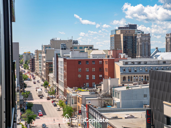 Others 2, Le Caiman, Communauté-Urbaine-de-Québec